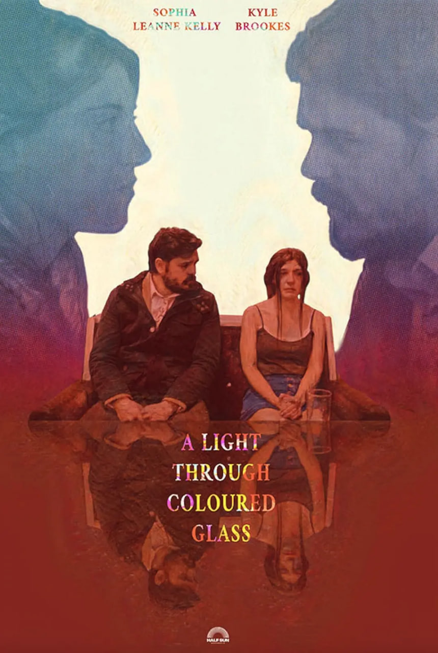 透过彩色玻璃的光线